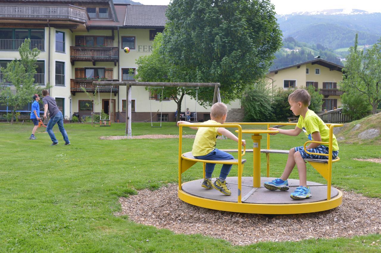 ריד אים זילרטל Alpenchalet Stadlpoint מראה חיצוני תמונה